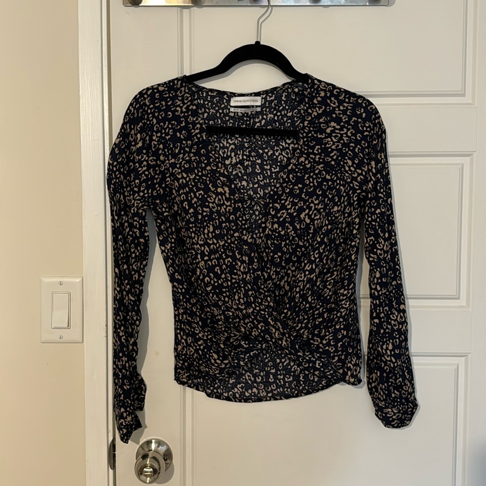 Urban outfitters top cropped